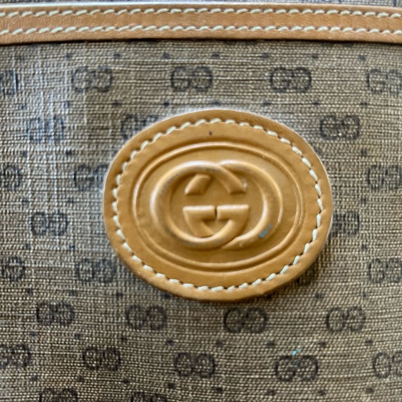 Vintage Gucci Handbag - Picture 2 of 3